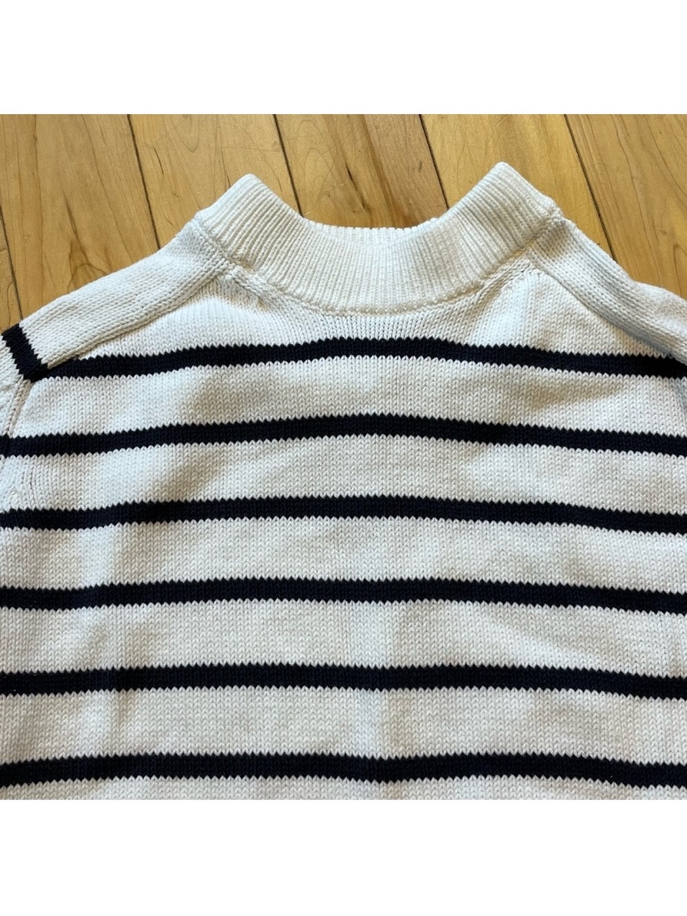 TUCKERNUCK Ivory and Navy Cotton Striped Bryant Sweater size small - Picture 4 of 9
